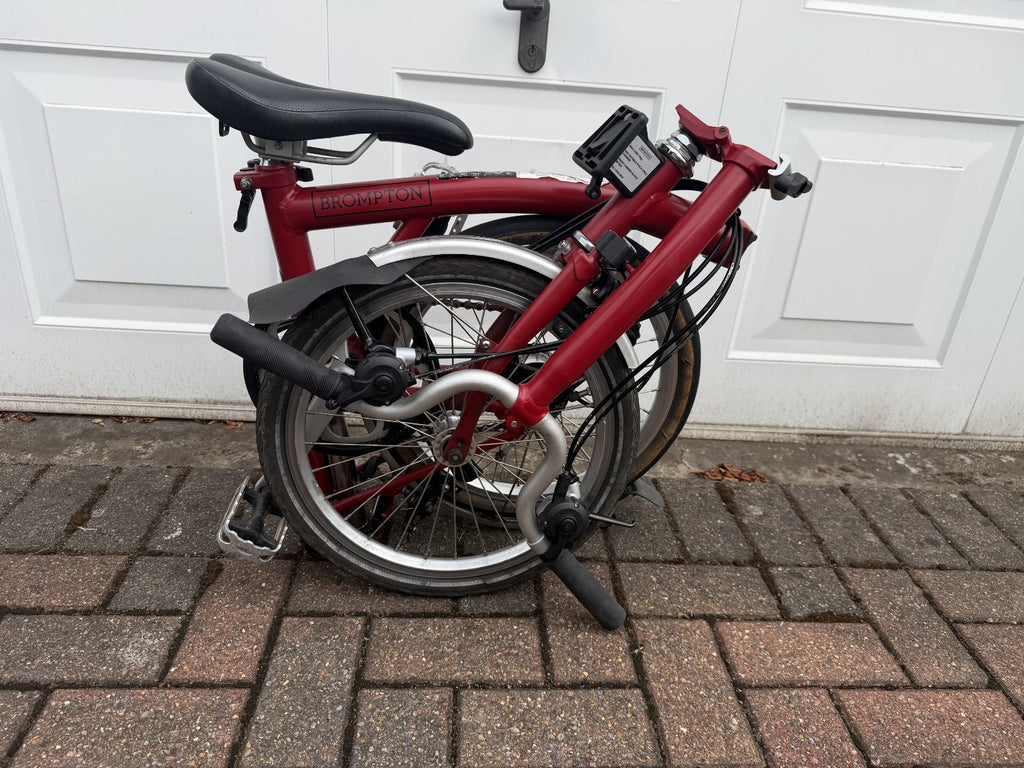 Brompton C Line M6L (6 Speed) folding bicycle - RED 2021 Good Condition