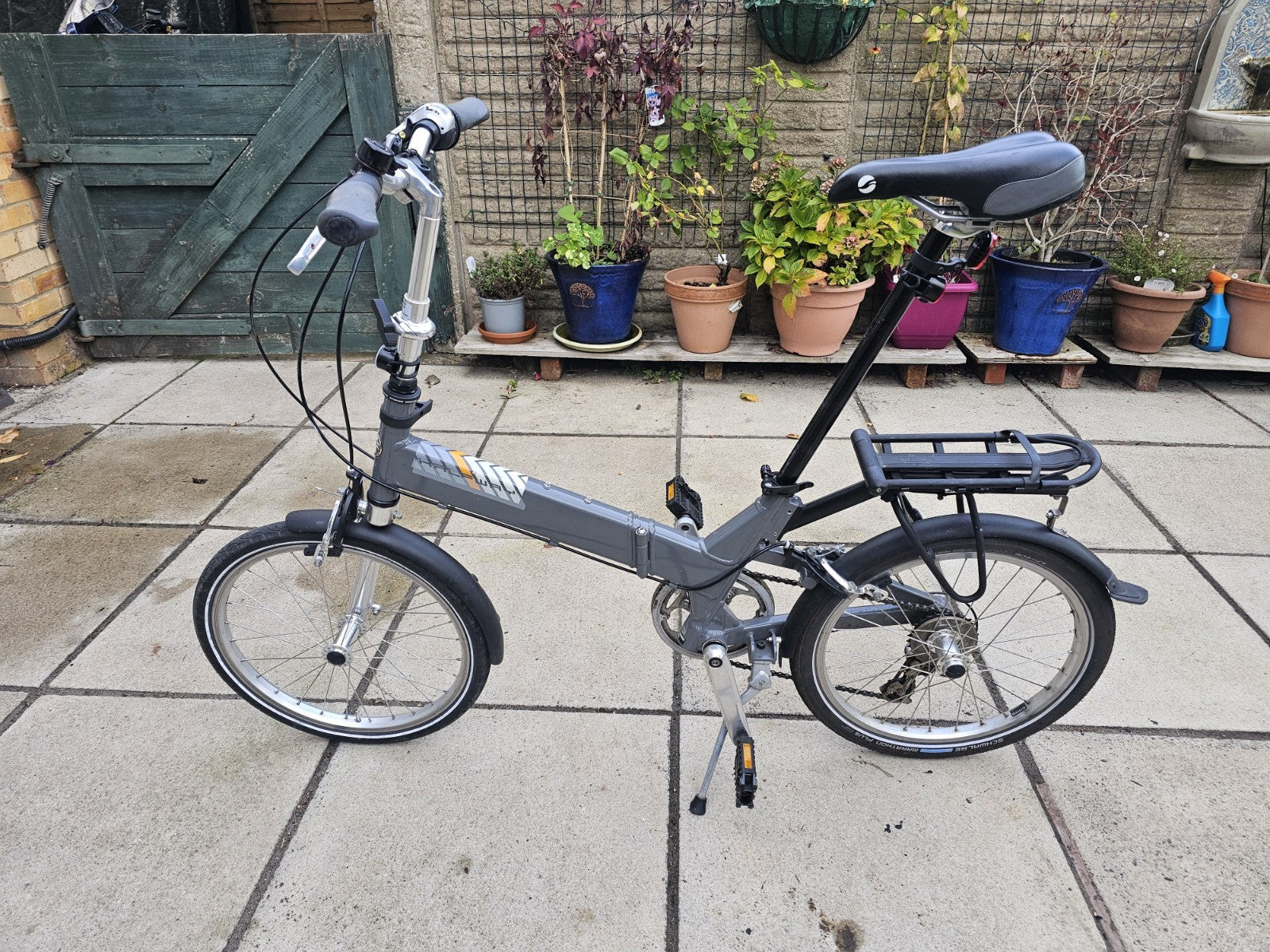 Giant Halfway Folding Bike 20'' Wheels, 7-Speed, Perfect Holiday Bike VGC