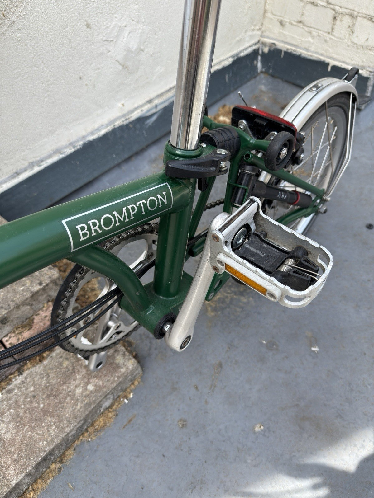 BROMPTON M6L  - RACING GREEN - VERY GOOD CONDITION