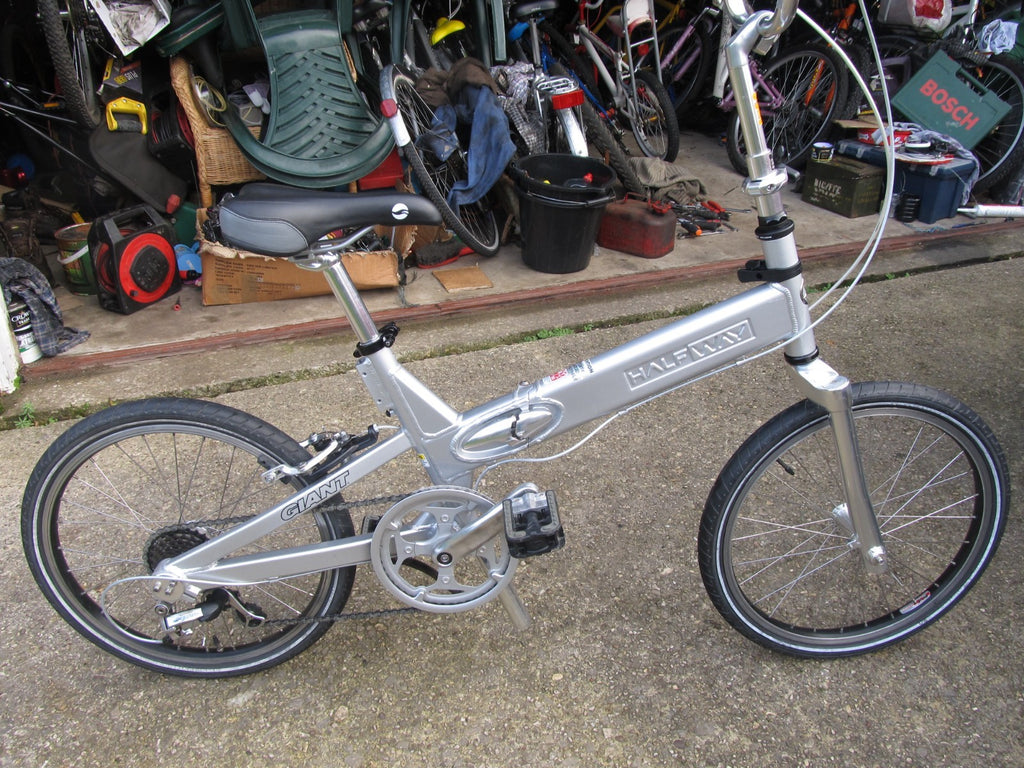 BIKE FOLDING  19" WHEELS UNISEX-EXCELLENT CONDITION-EXTRA LIGHT FRAME