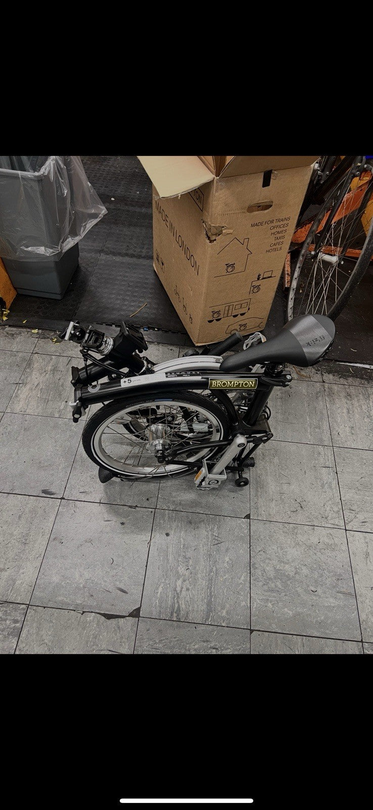 Brompton Bycle Folding Bike C-Line 3 Speed Gear Shift and interlocking bag