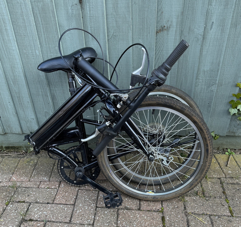 2 Folding Bikes, 1 Red and 1 Black, price is for both, 5 gears.
