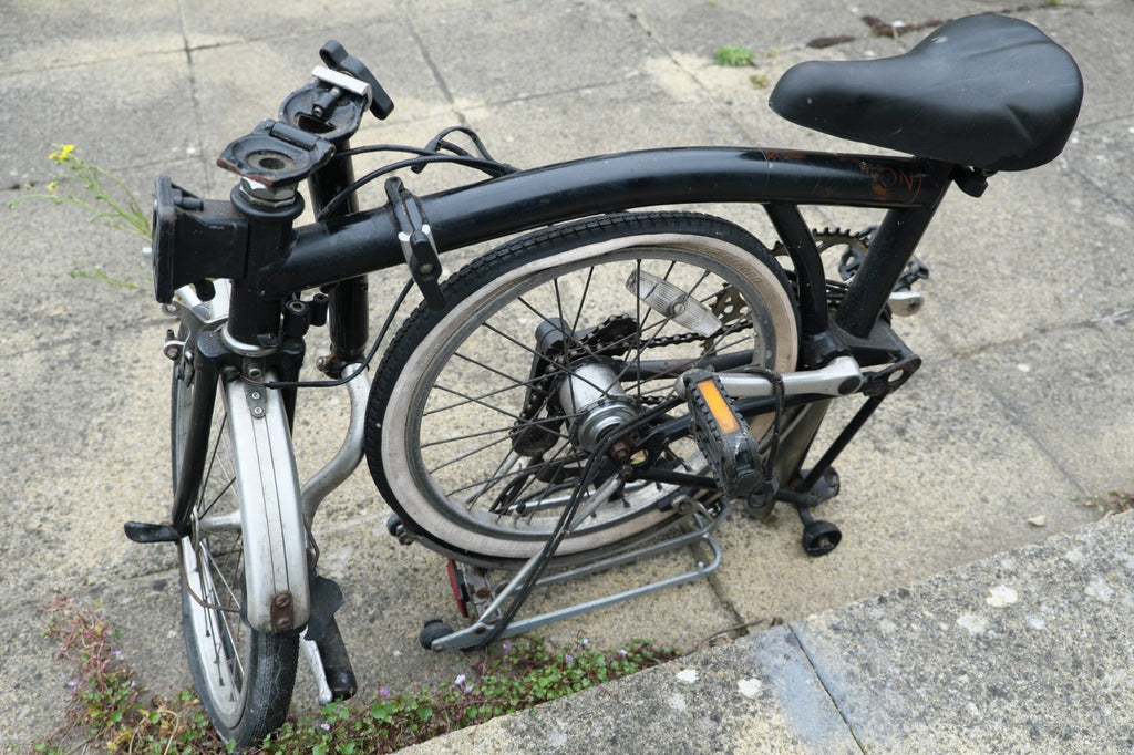 Vintage Brompton Folding Bike Made in England 3 Speed Rack Model Classic Black
