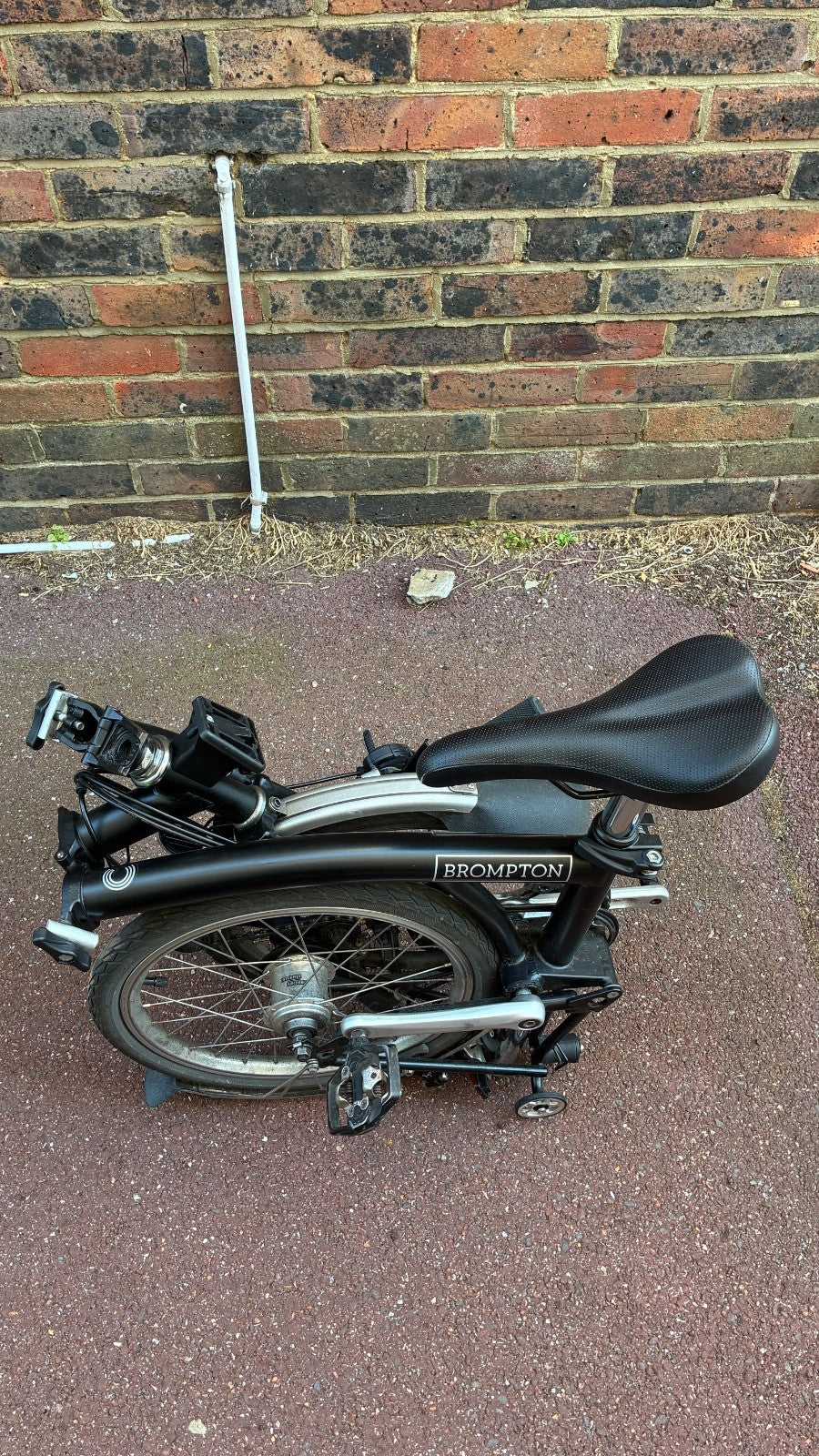 Brompton C Line Explore 6 speed in black great condition