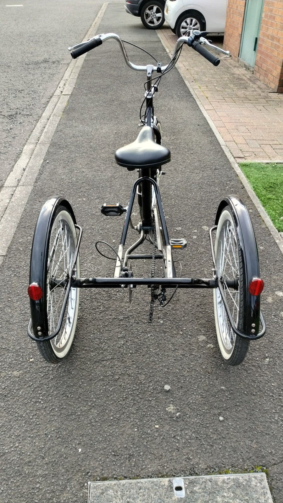 Adult Folding tricycle used - six speed - in very good condition.