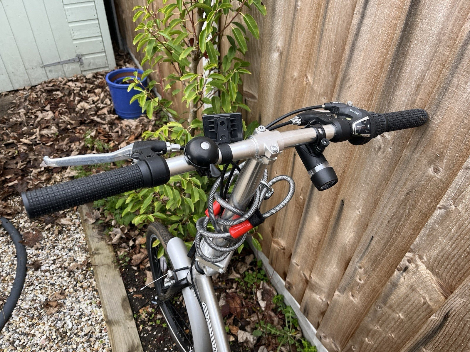 Apollo Transition Folding Bike.  20" Wheels.