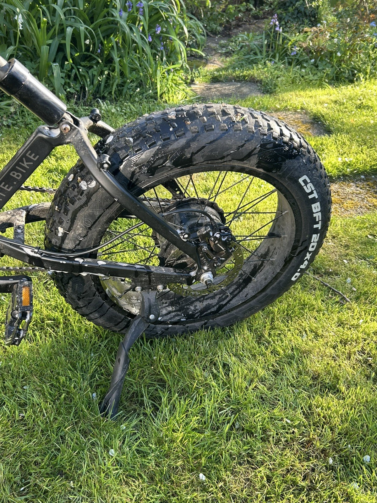 Mate X  750 Black. On road and off road. Folding bike