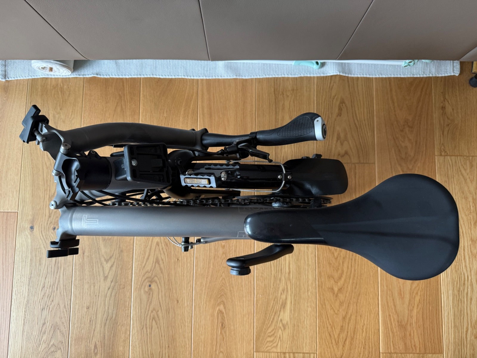 Brompton T-Line 4-Speed Titanium Folding Bike Low Handlebar- Excellent Condition