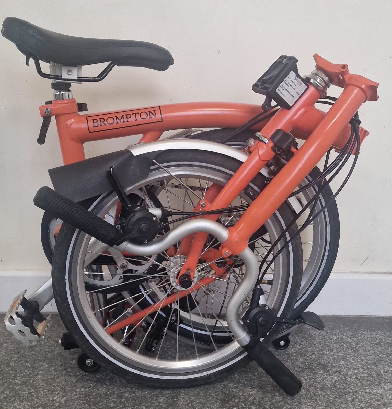 Brompton  C Line 6 Spd FLAME CORAL  Global P&P📦🌎✈️📬
