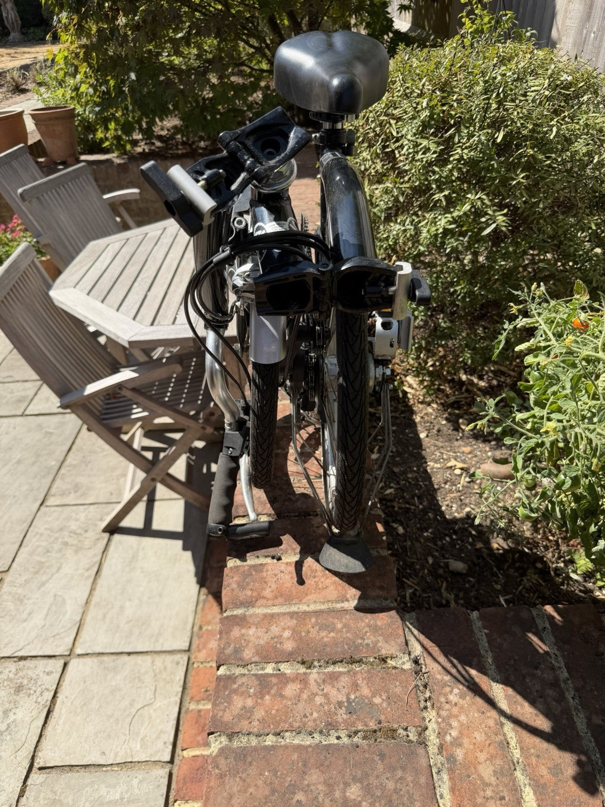 Brompton Folding Bike 6-Speed, Black