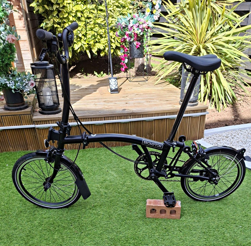 Brompton  C Line Explore  6-SPEED 2023– RIDDEN ONCE - Immaculate