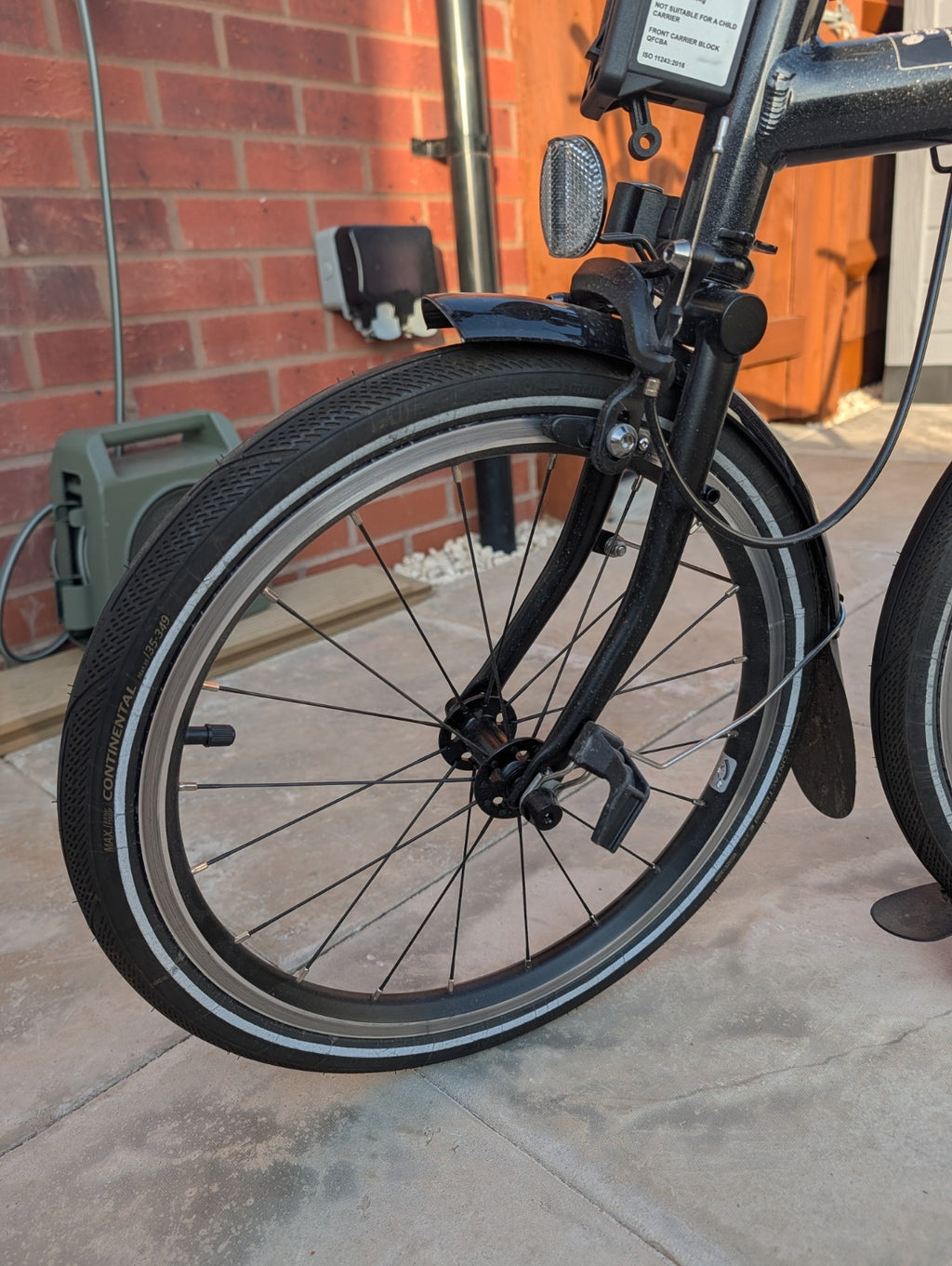 Brompton P-Line 4-Speed - Midnight Black Metallic (Rare Colour) - Late 2022