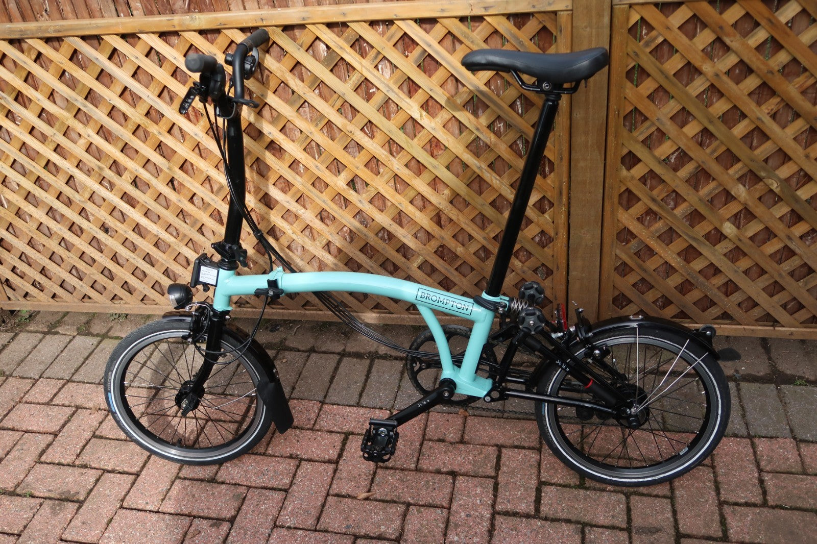 Brompton Turkish Blue Black Edition 6 Speed Dynamo Lights M Bars Collection