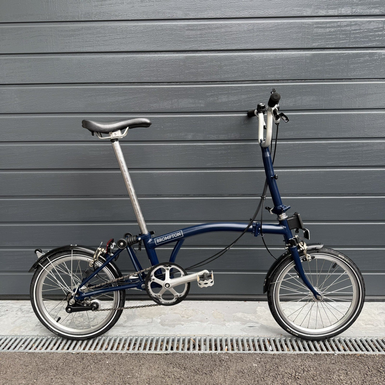 Brompton M3L 3 speed Tempest Blue Superb Condition