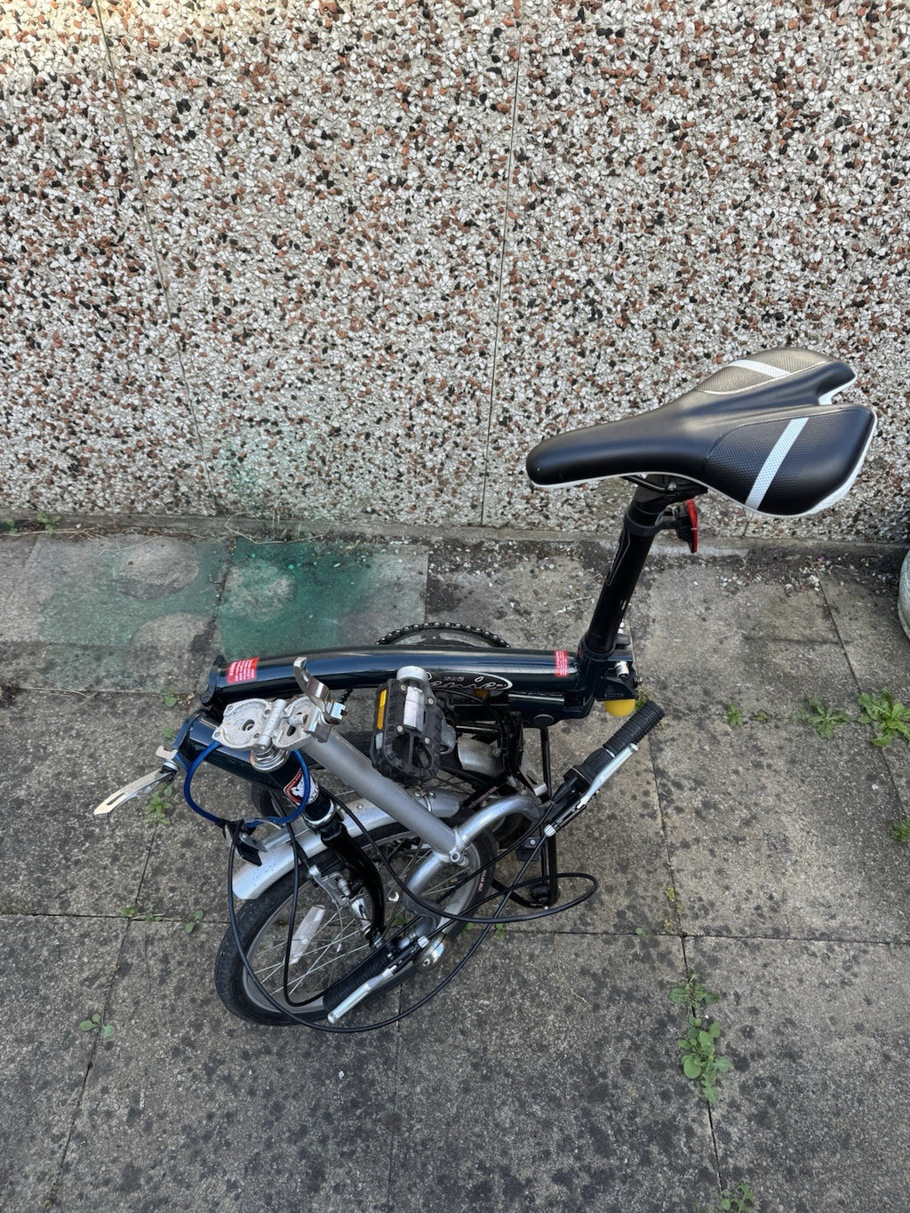 Mission Space Genie 16-Inch Folding Bike