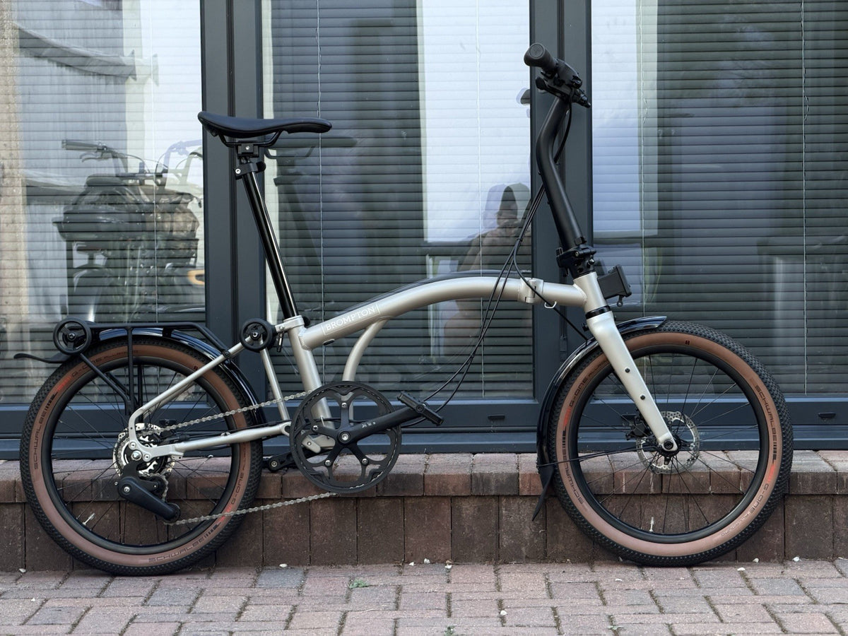 Brompton G-Line w/ Roller Frame - 8 Speed, Traildust White, Excellent, RRP £2600