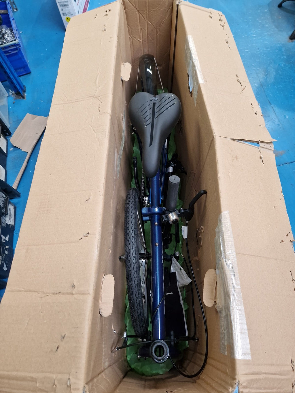 Apollo Transport Compact Folding 20" Wheels Steel Frame 6-Speed Bike - Navy A