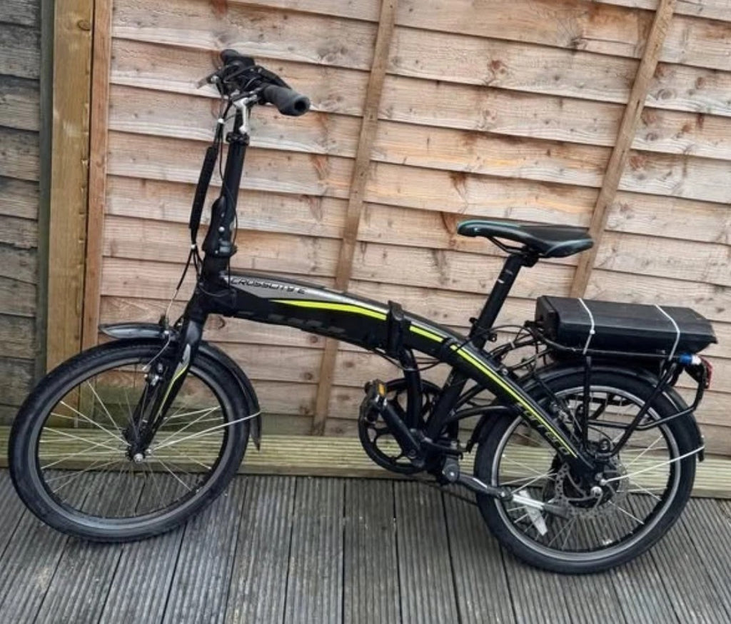 Carrera Crosscity Folding Bike Pedal  battery power assist