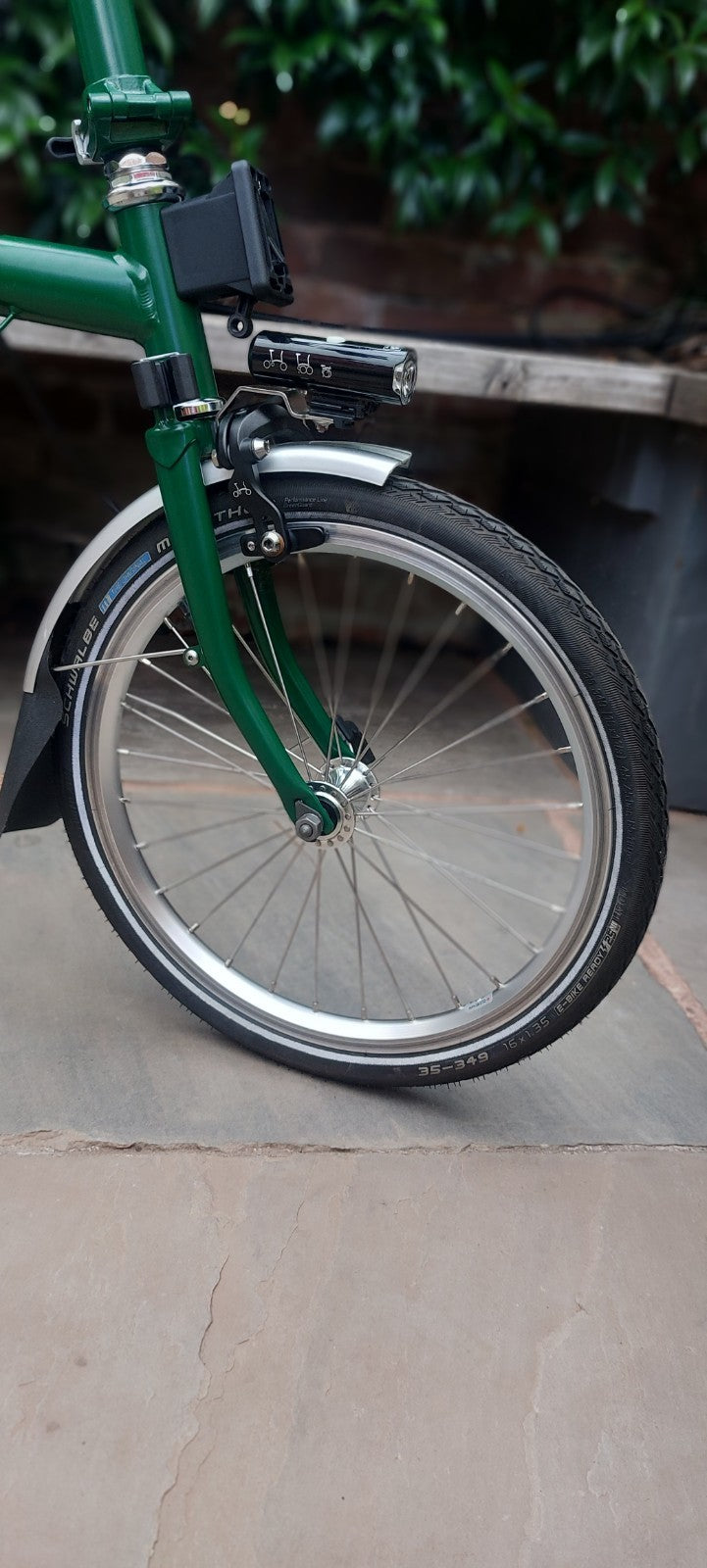 Brompton M6R C Line British Racing Green Excellent Cond less than 90 miles