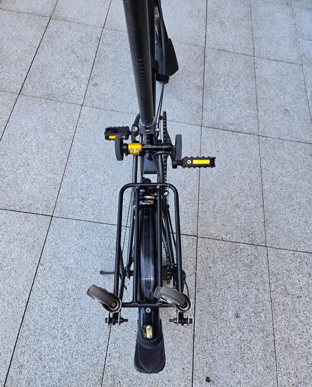 20" 9-Speed Shimano Tri-Fold Brompton-Style Folding Bike | Rare find!