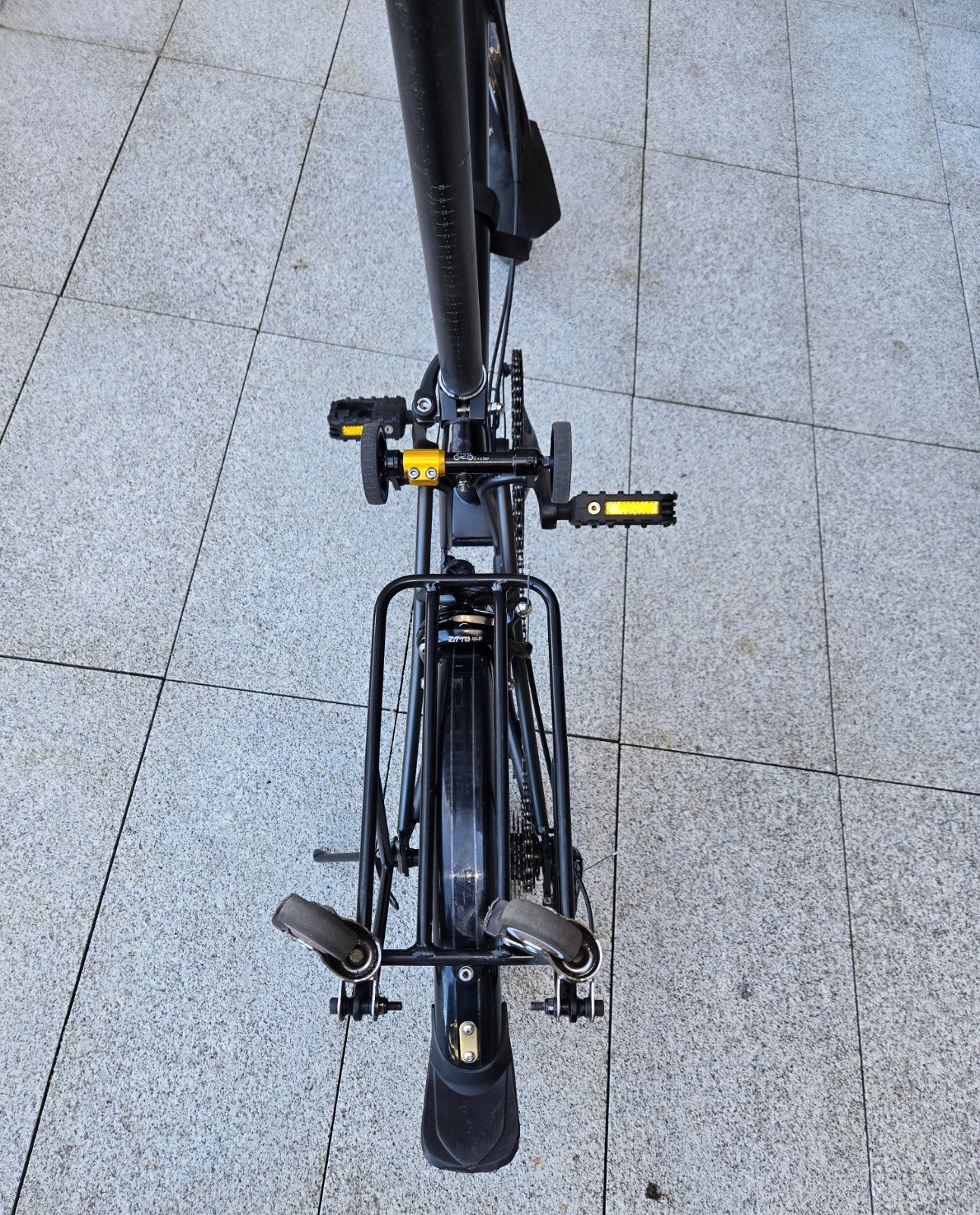 20" 9-Speed Shimano Tri-Fold Brompton-Style Folding Bike | Rare find!