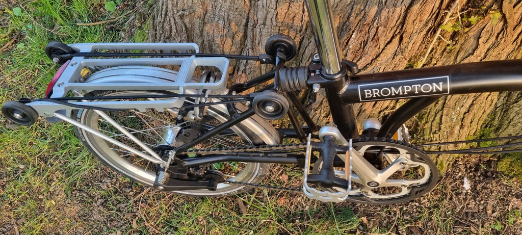 2 Brompton M6R 17  Black Folding Bikes 2017 Black – 6 Speed Excellent