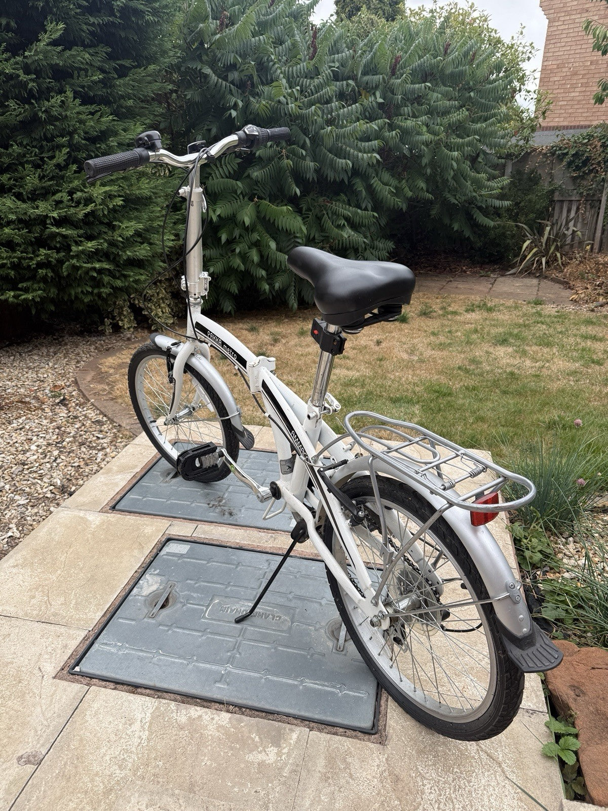 Ammaco Pakka Metro Folding Bike 20" Wheel, White