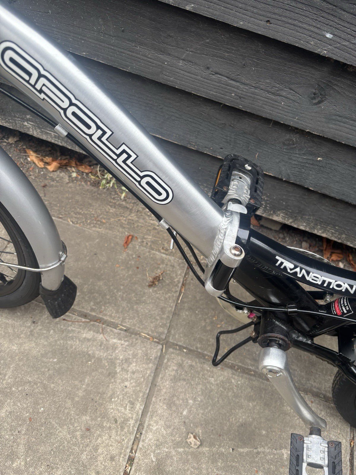 Apollo Transition Folding Bike 6-Speed Shimano Gears