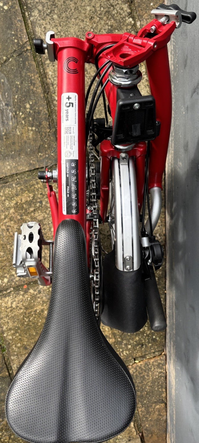Brompton C Line 6 Speed M6L Folding bicycle in House Red - Hardly Used