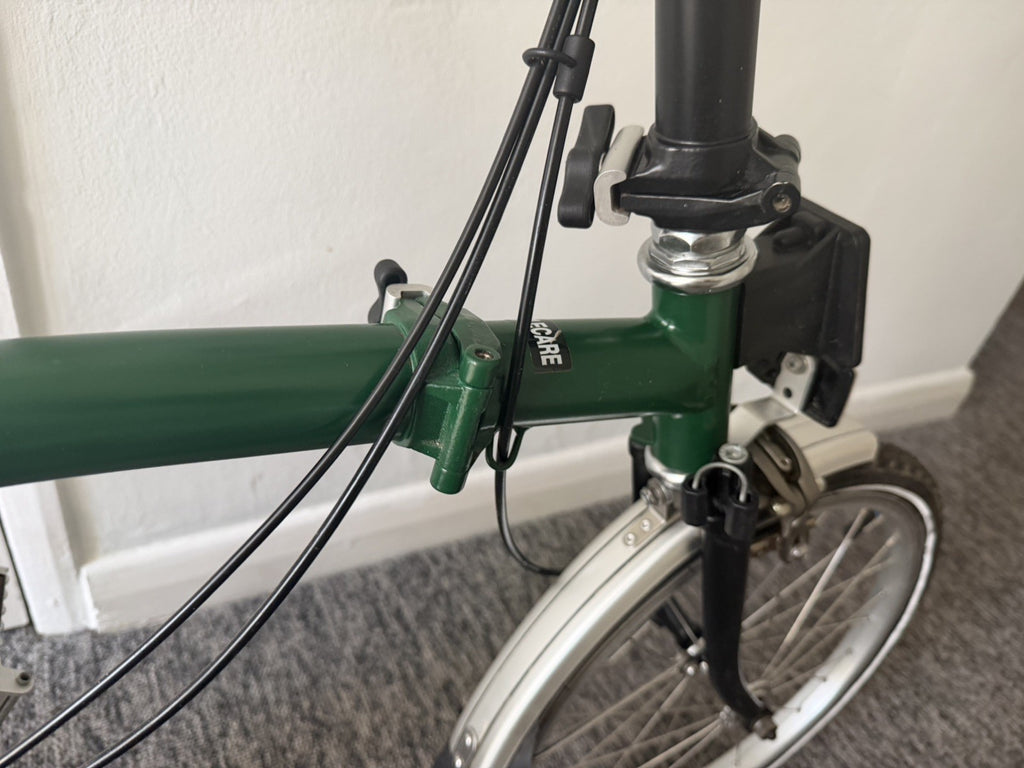 Brompton M3L (3 Speed) folding bicycle - Green/Black (EXCELLENT CONDITION!)
