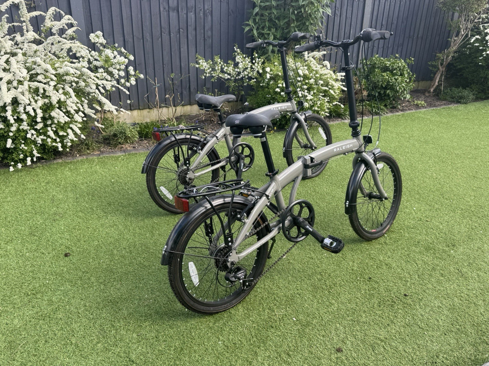 Pair of Raleigh Evo Two Fold Up Bikes. Used twice. 20” Wheel           7 Gears
