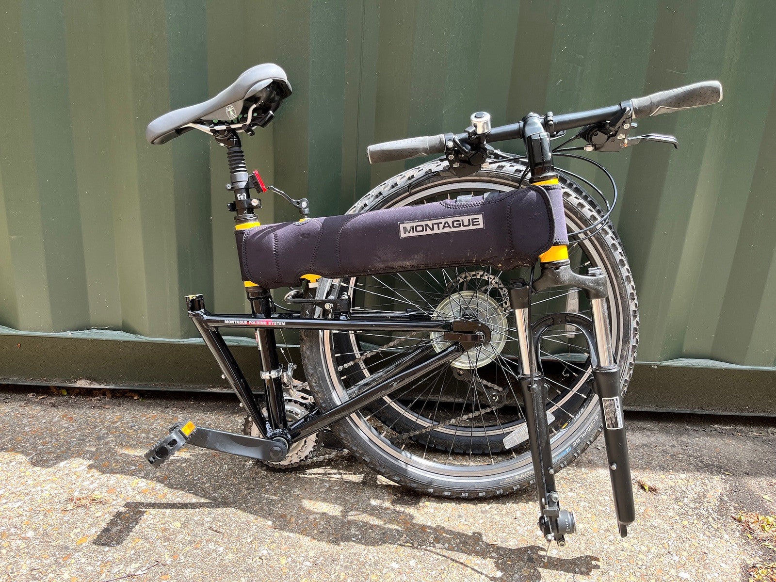Montague Swissbike X50 Full-Size Foldable Mountain Bike. Medium Frame + Extras
