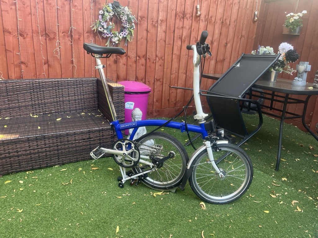 Brompton C - Line 3 Speed, Folding Bike, Dyno Lighting, Pump Good Condition