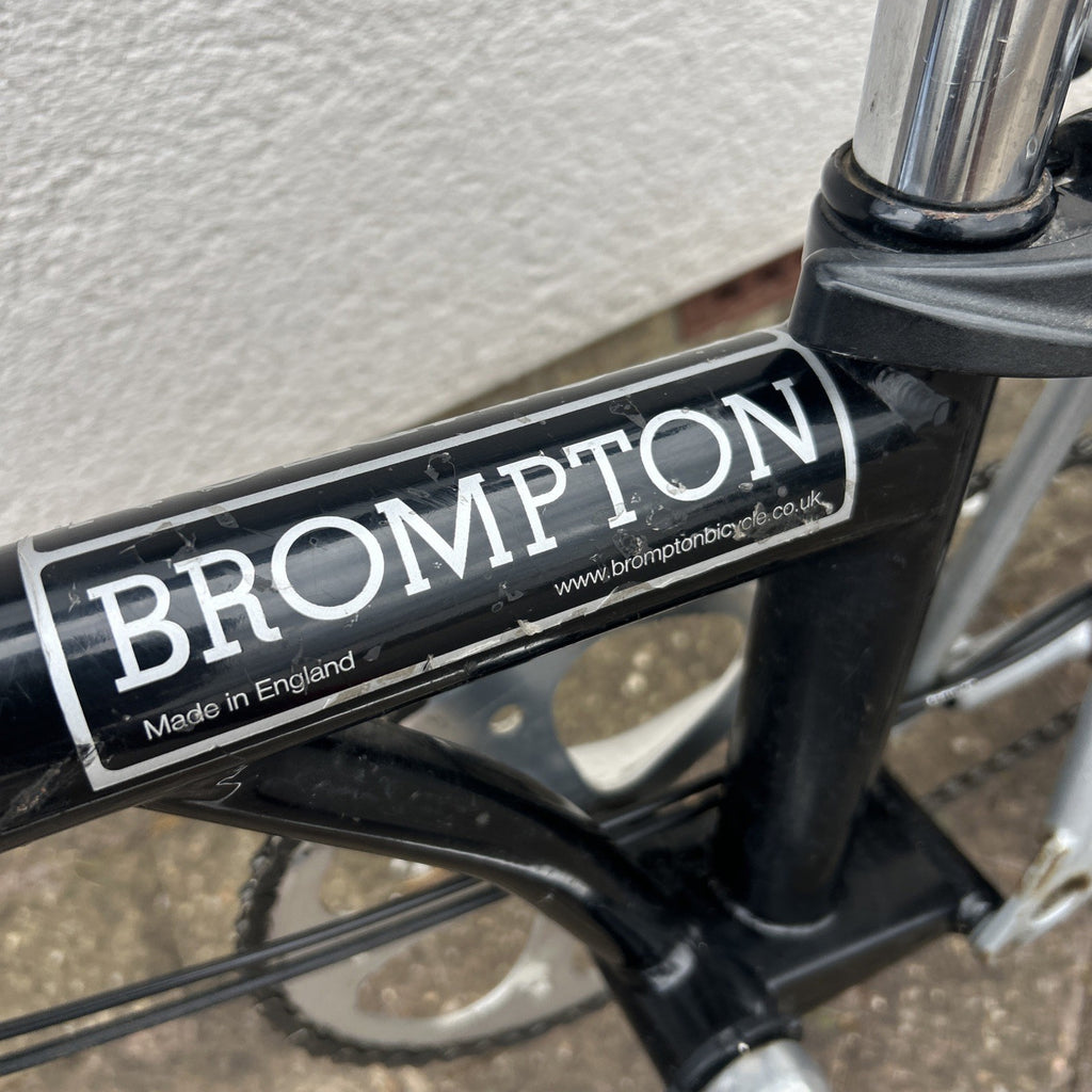 Brompton Folding Bike 2007 ish Average Condition Fully Working 2 Speed S1