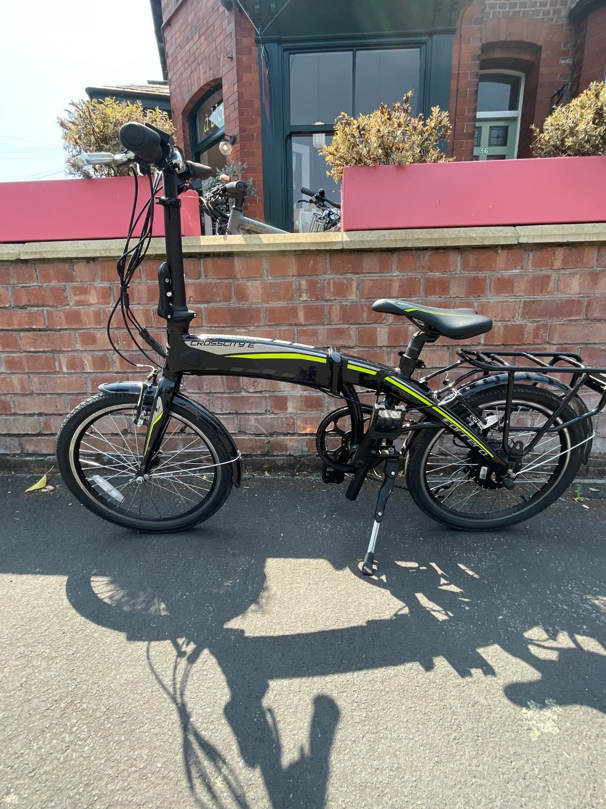 Carrera Crosscity E folding bike , 20'' wheels, black/green
