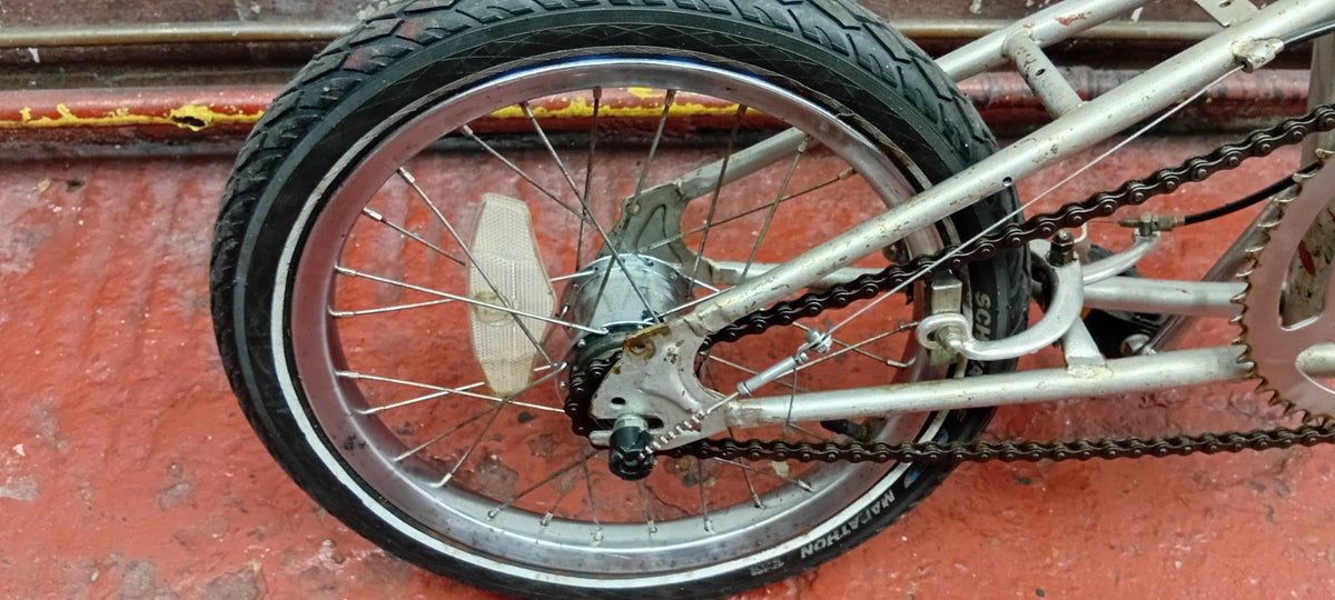 Silver Steel Folding Bike 20 in Wheels 1 Speed Riser Bars Rim Brake 24 cm