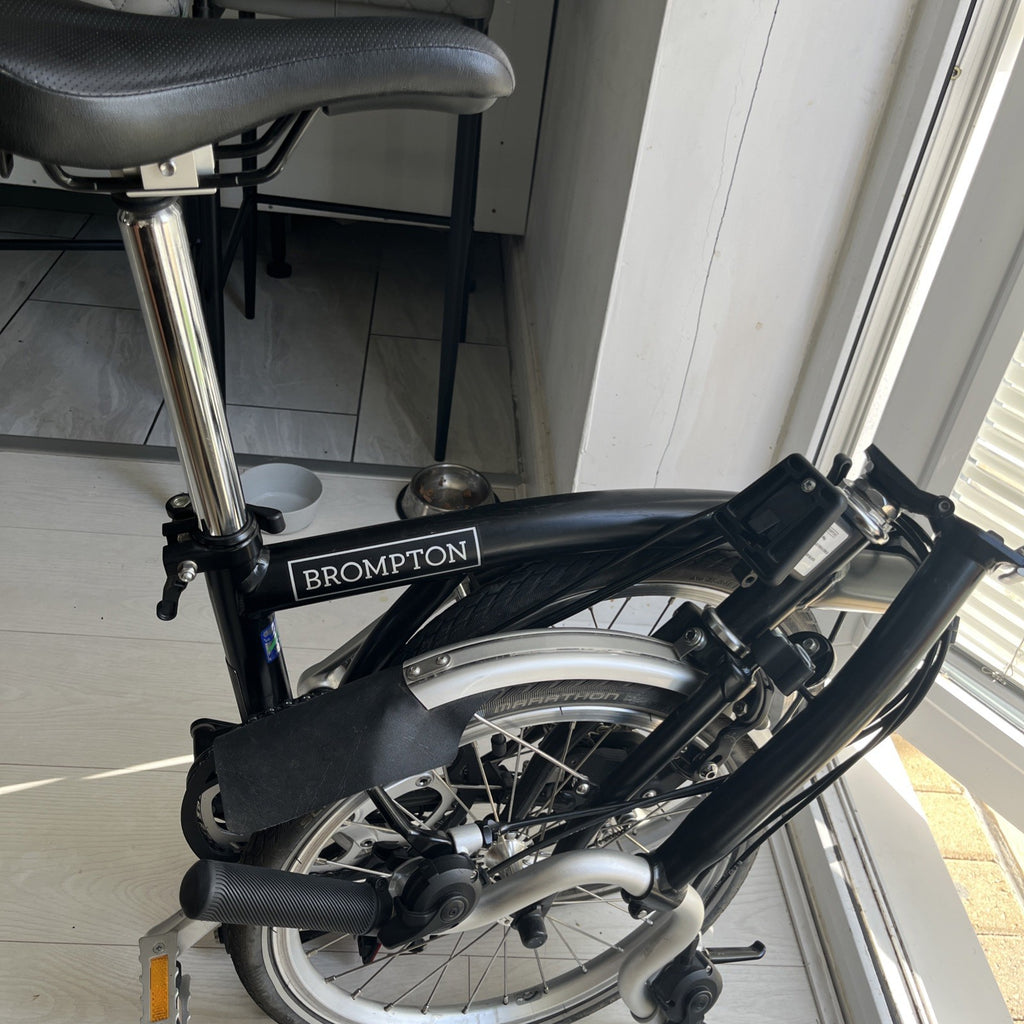 Brompton Folding Bike Excellent Condition Fully Serviced Black