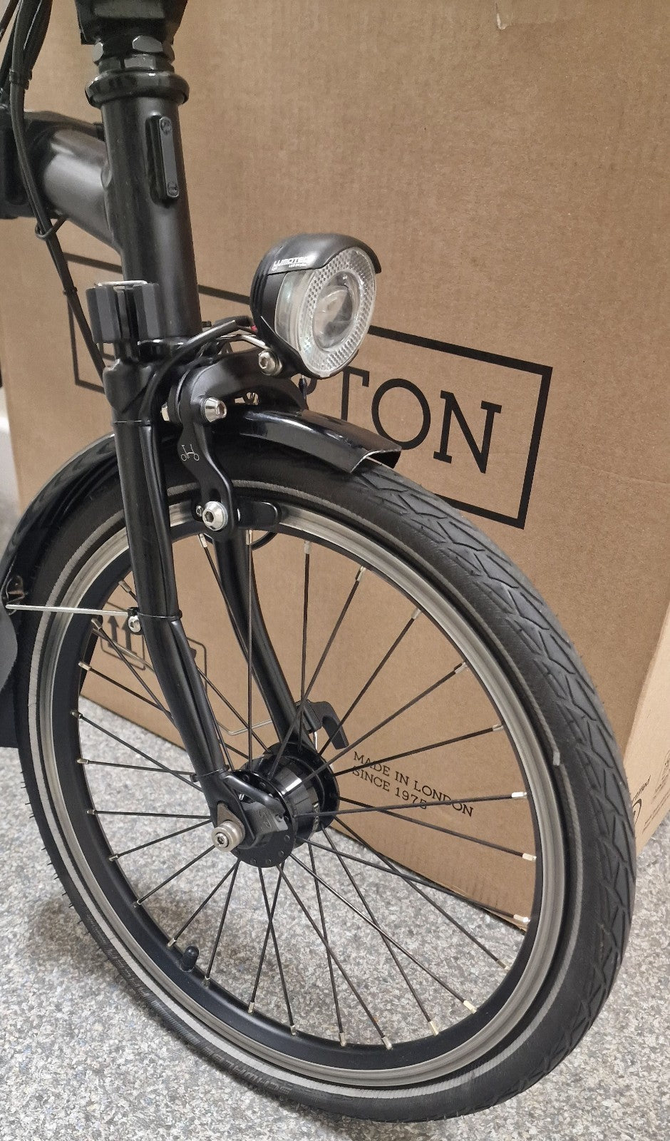 Brompton Black C Line 6 Speed fold bike + Free UK & Low Co$t WORLD📦🛩 🌎📫