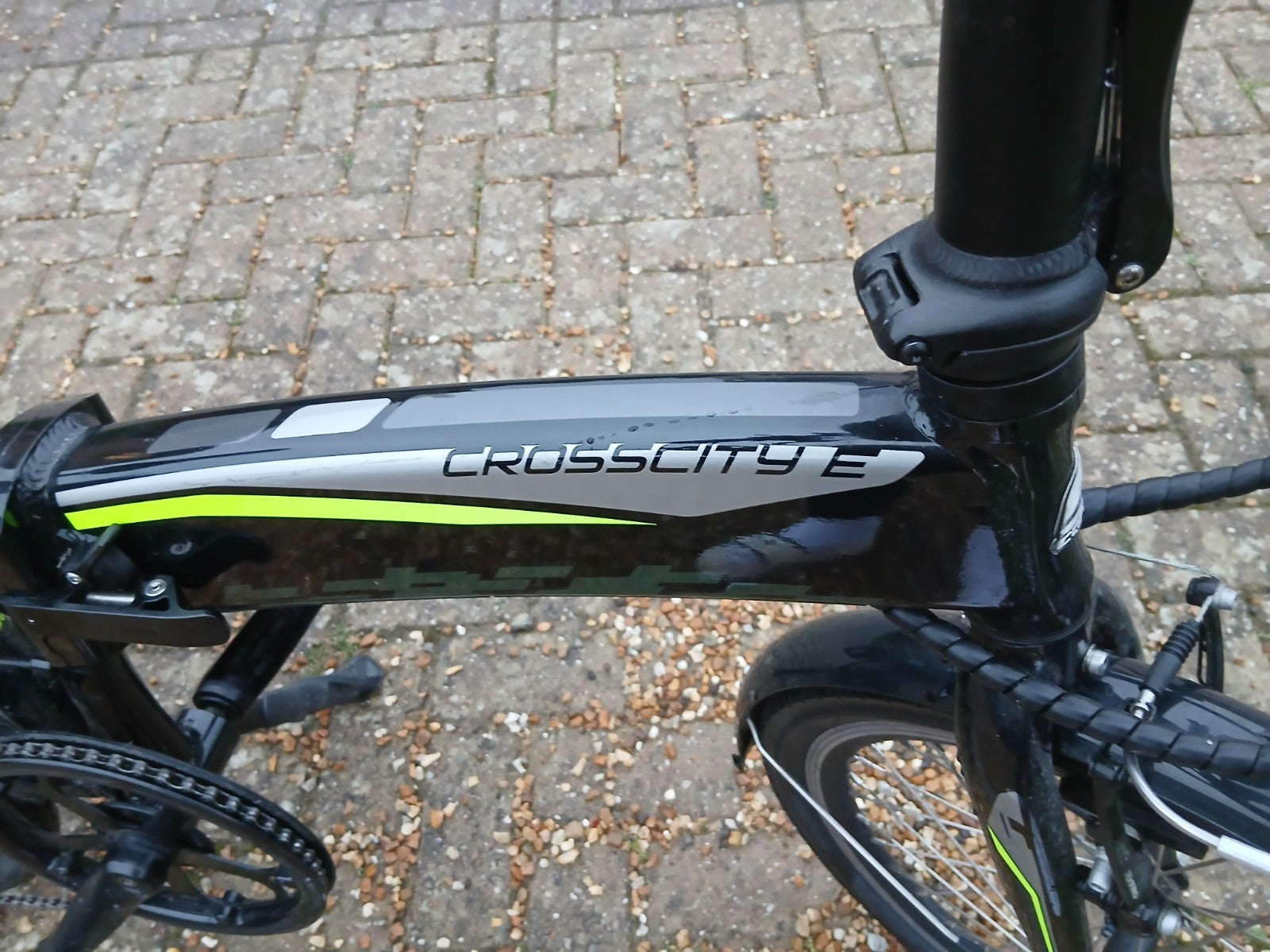 Carrera Crosscity e-bike folding