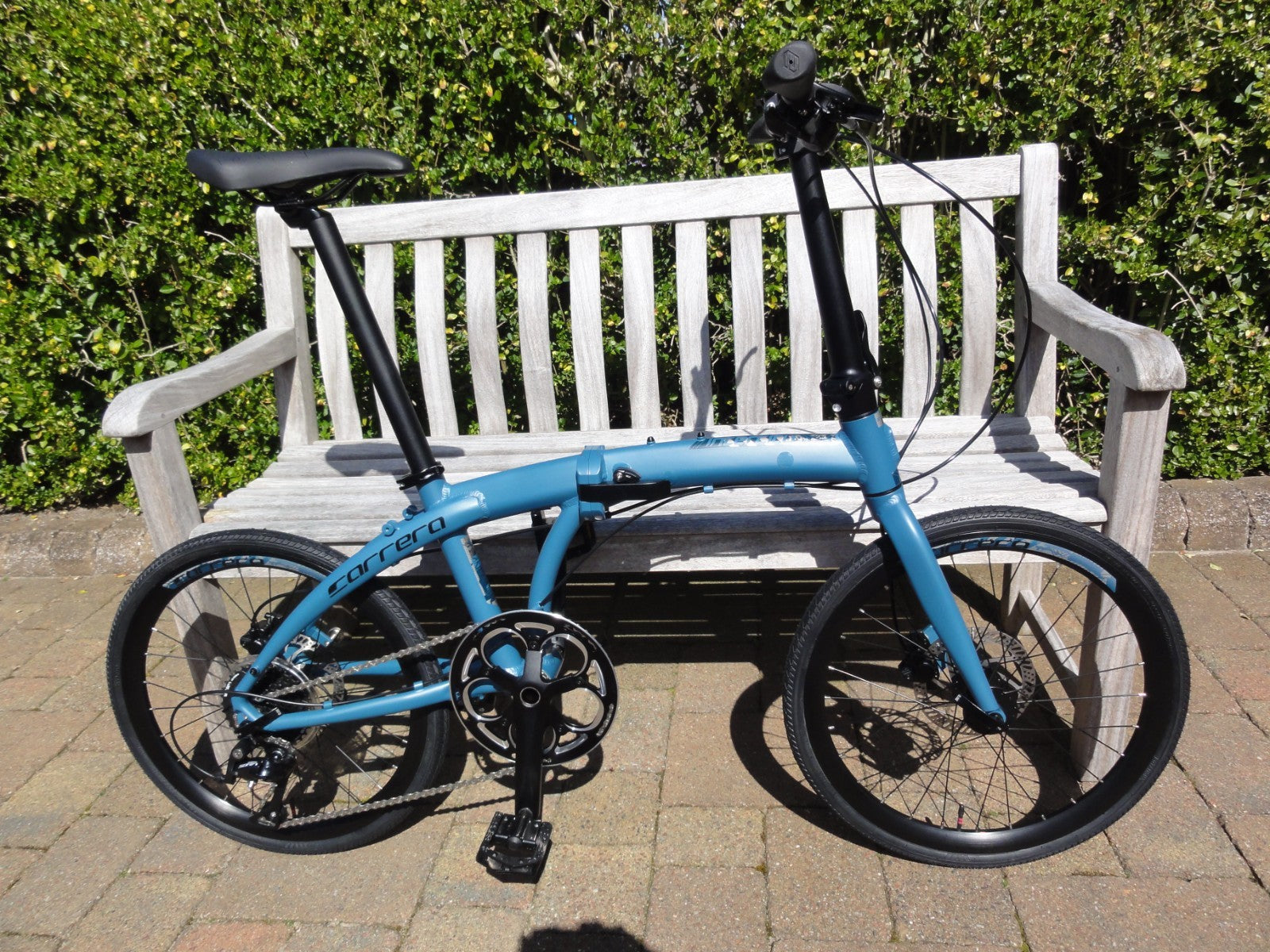 CARRERA INTERCITY DISC 9-SPEED FOLDING BIKE - MINT++