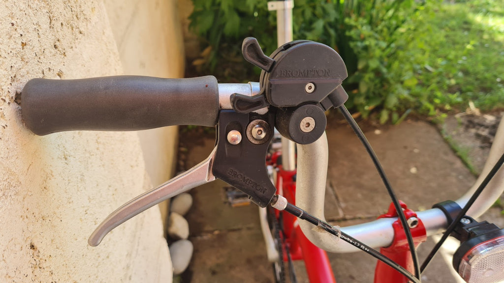 Brompton M6R 6 Speed Folding Bike Red Rear Rack Mudguards UK Made