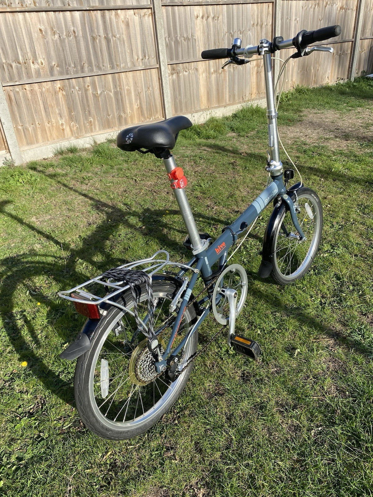Dahon hive 4130 Folding Bike 20 in Blue 7 speed luggage Rack Mudguards for tube