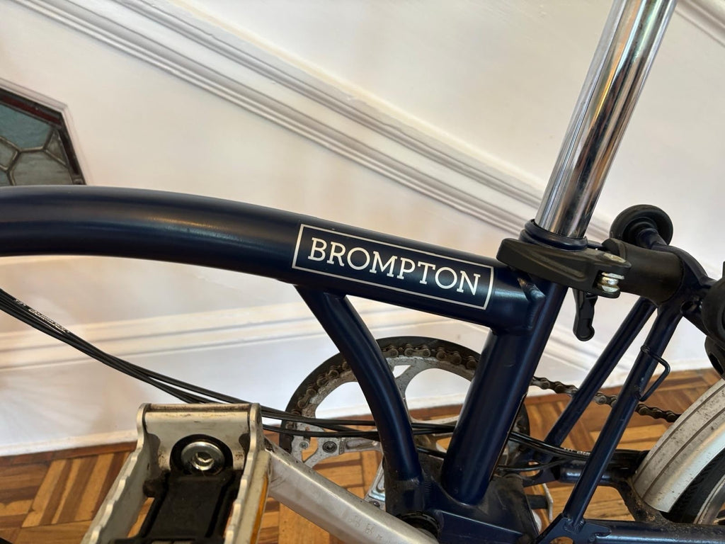 Brompton Folding Bike 6-Speed Navy Blue Excellent Condition