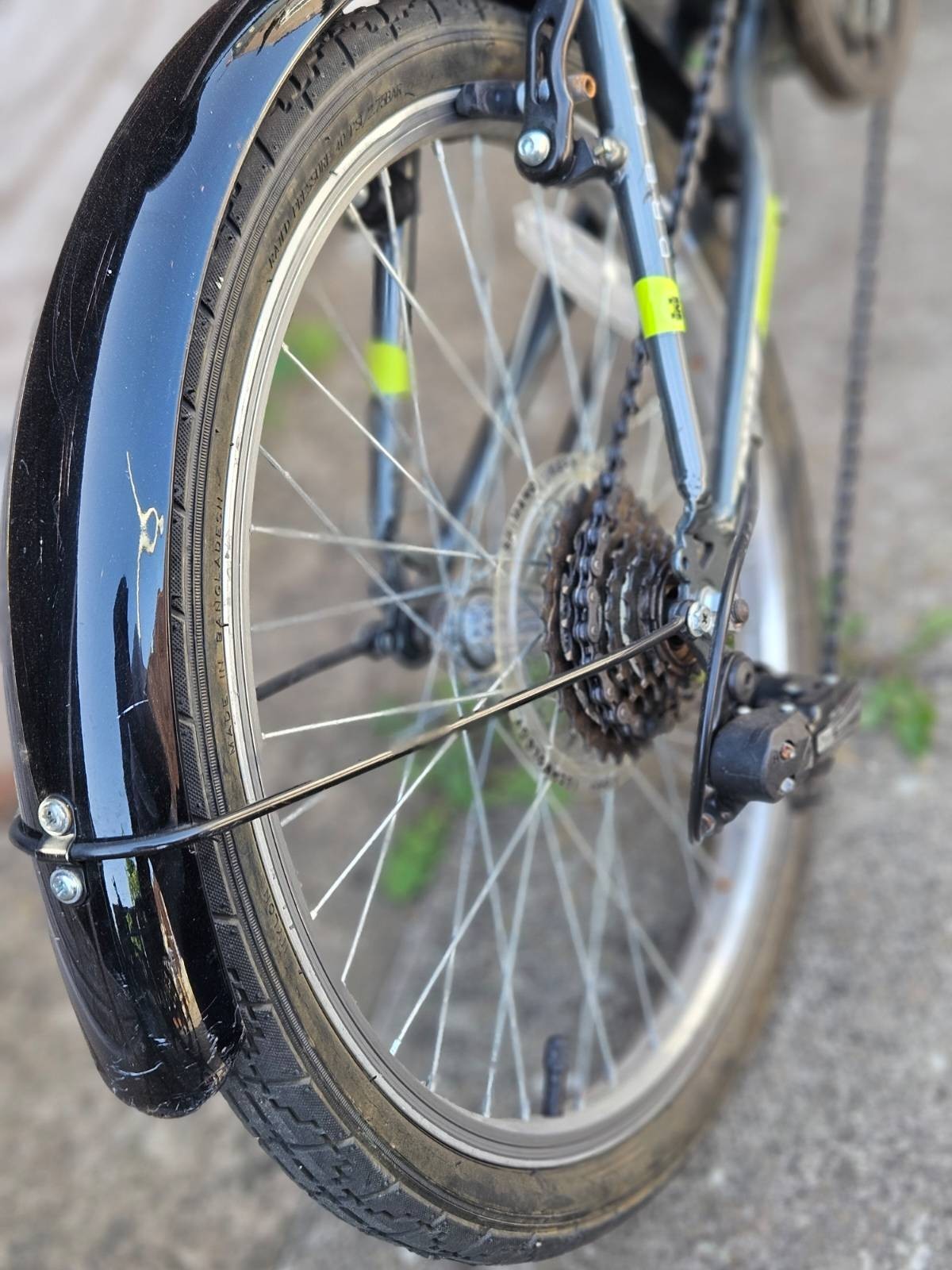 DRB Scout 20" Folding Bike - Gloss Graphite
