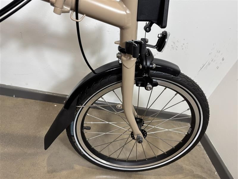 Brompton C Line 6 Speed 2024 Mid Handlebar Folding Bike - Dune Sand