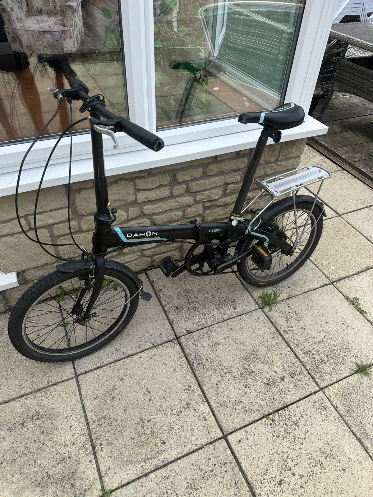 Dahon Vybe 20 Inch Folding Bike ideal commuter bike