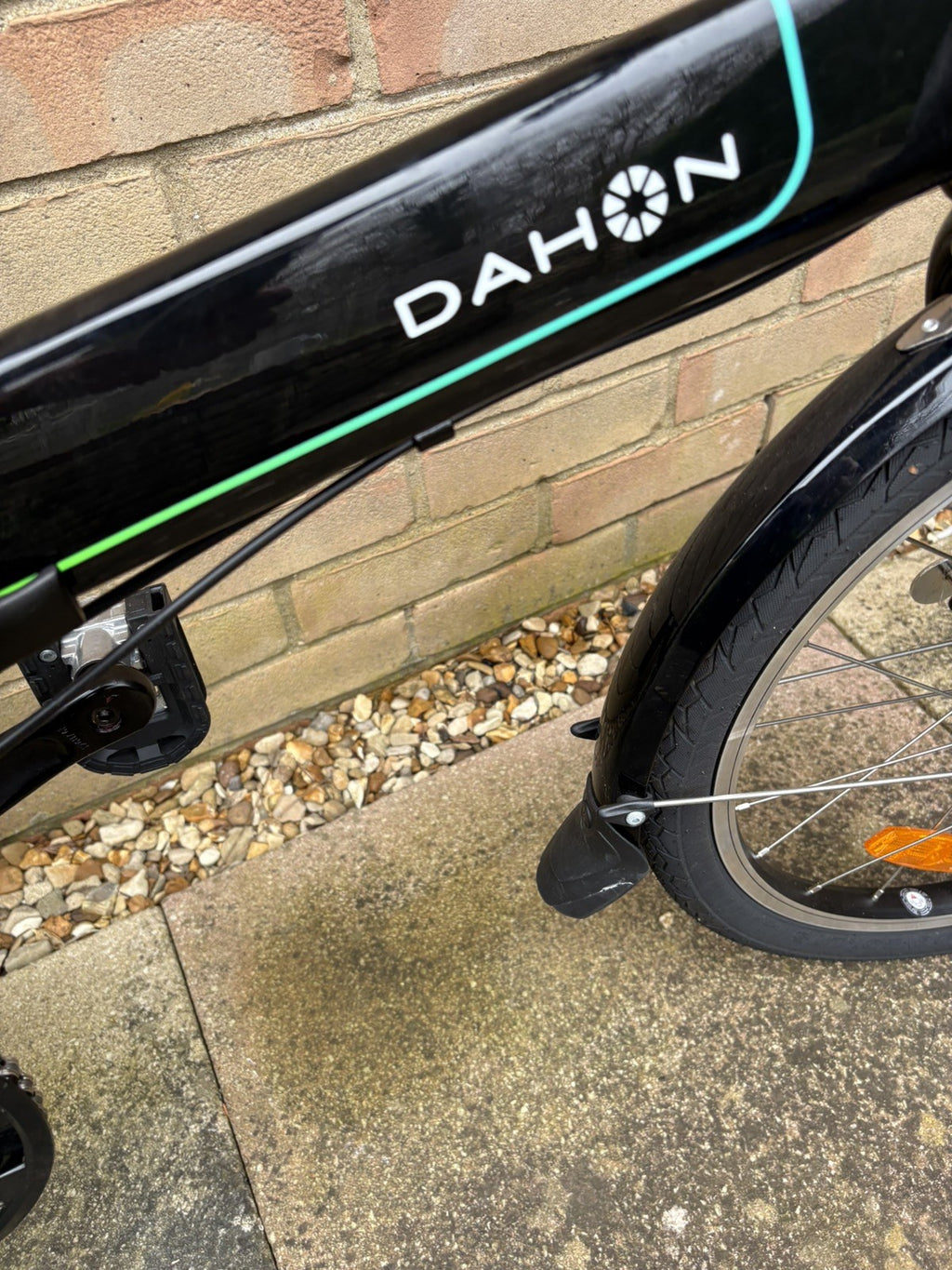 Dahon Mariner D8  8-Speed Folding Bike Black