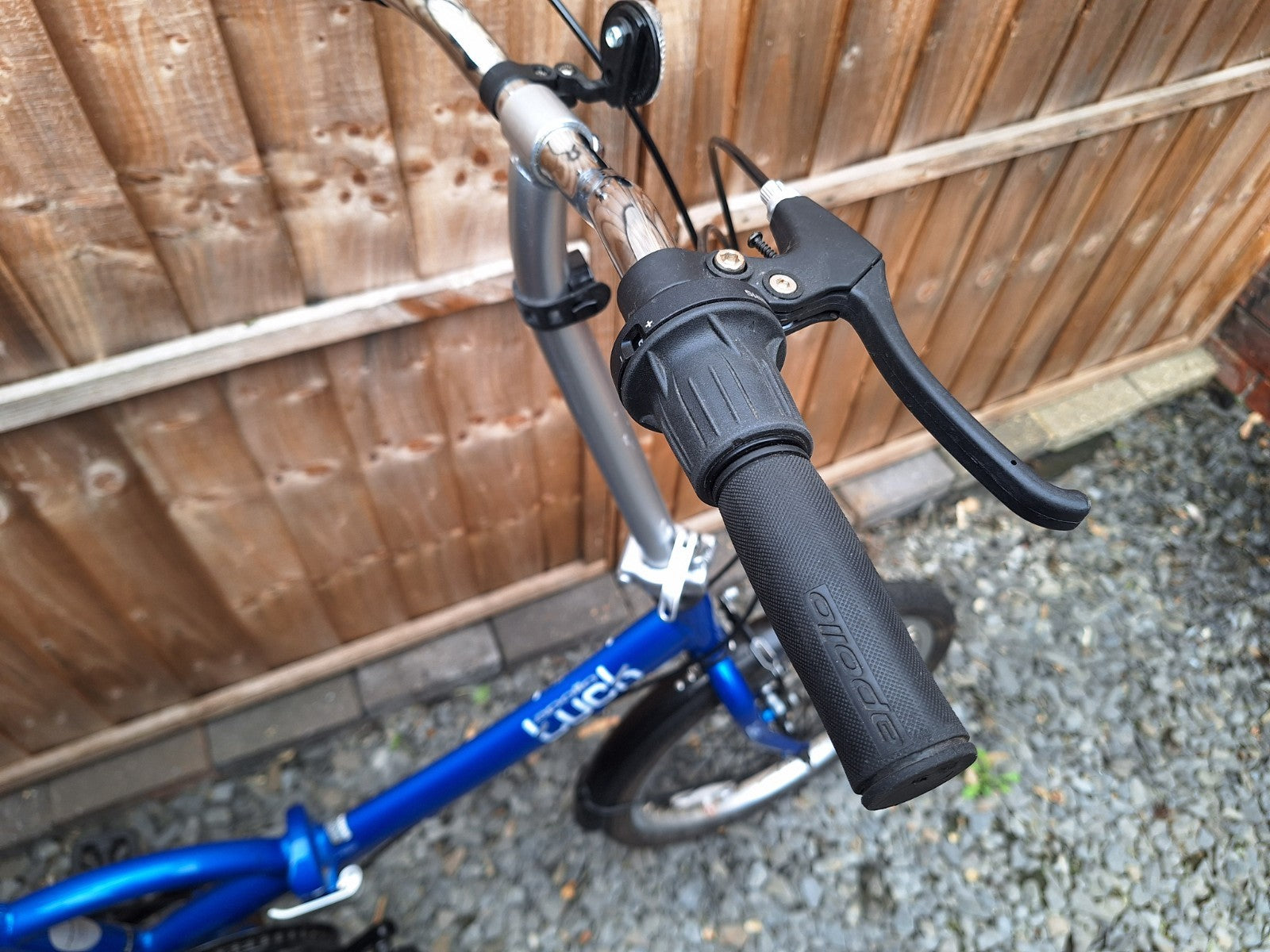 Apollo Tuck 20'' Folding Bike Lightweight Blue Great Condition Unixex 6 Speed