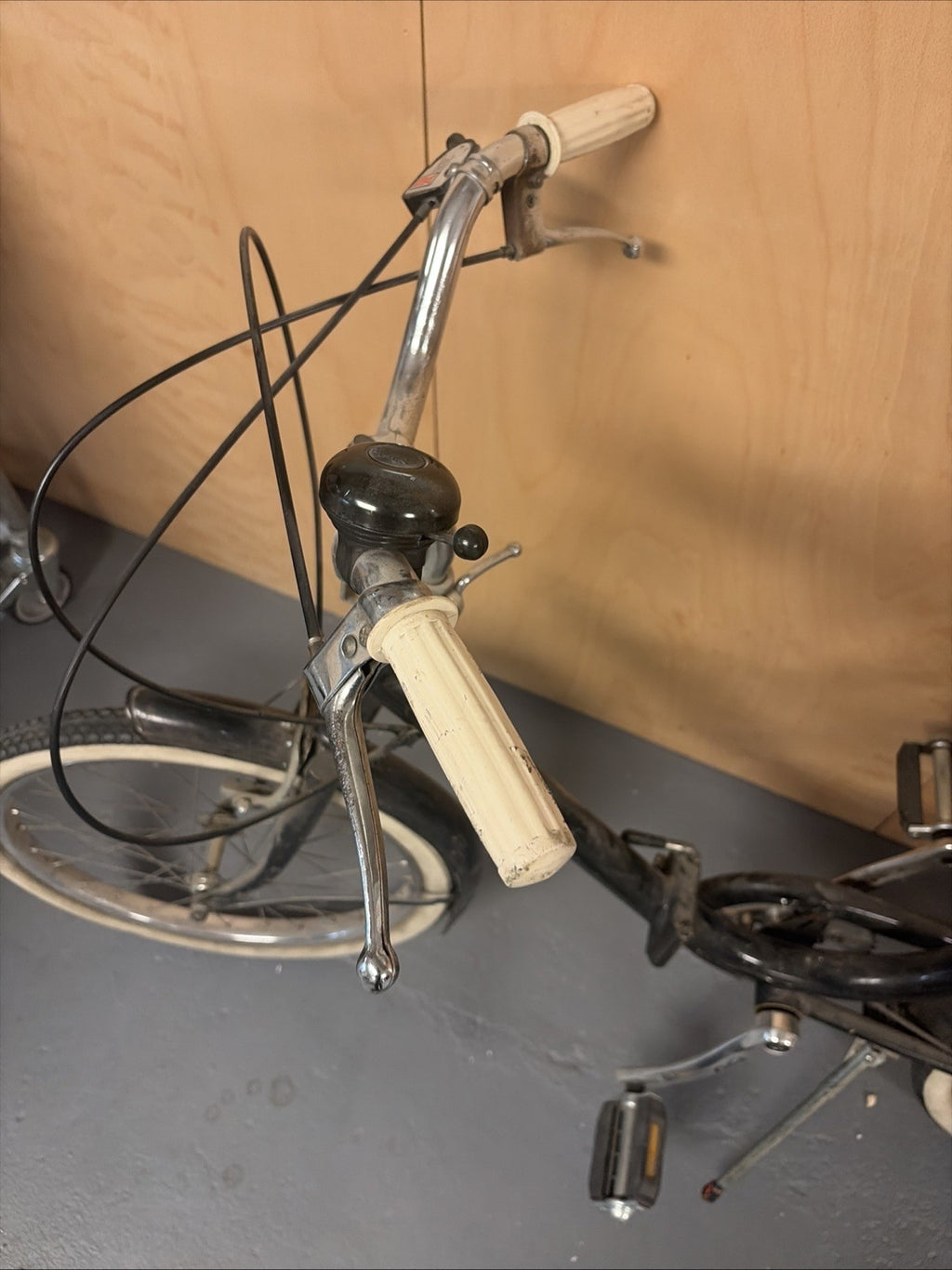 Vintage Folding Bike Girls and Ladies