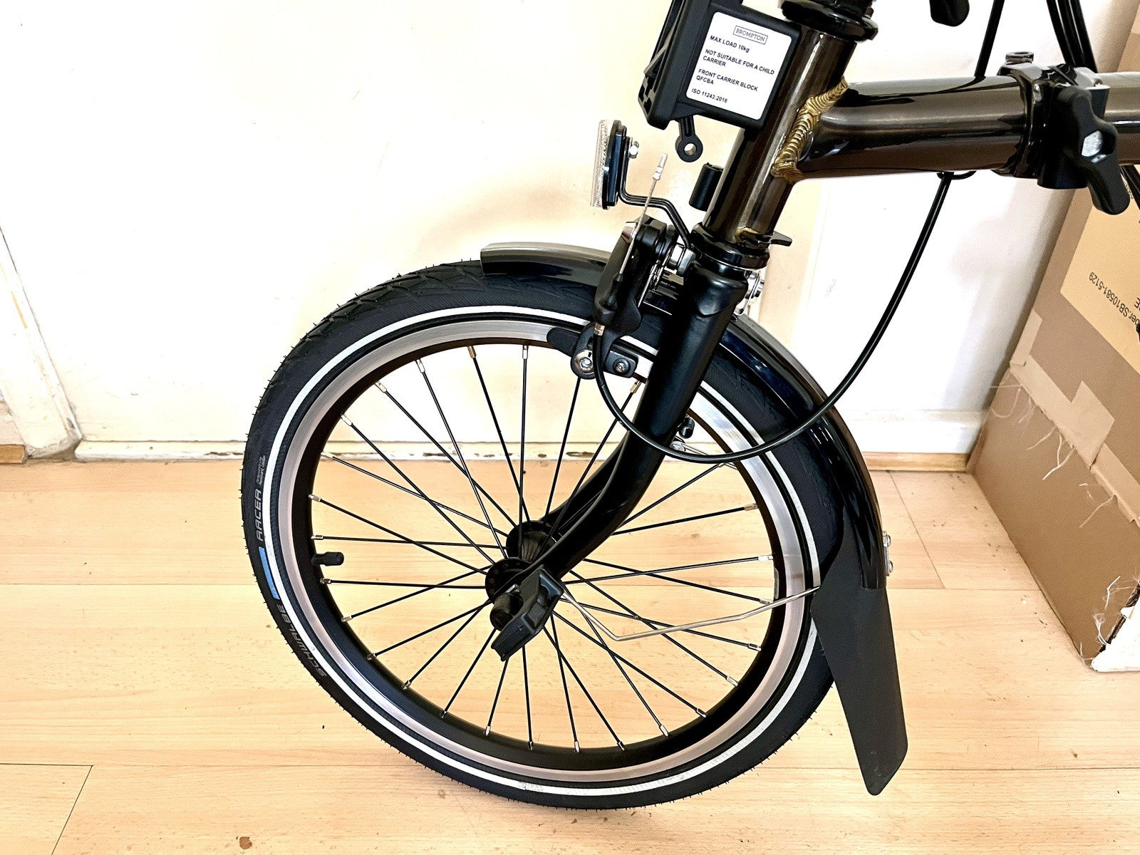 Brompton C Line Explore, 6-Speed, Black Lacquer, Black Ed, One Size Handlebar